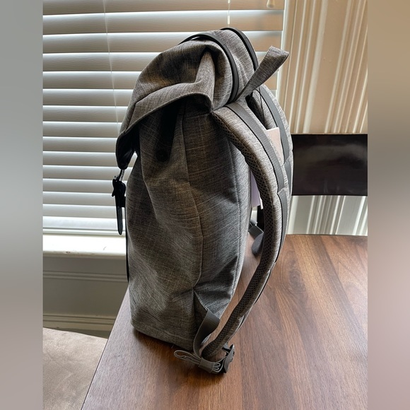 S*O*L*D  Retreat Herschel Supply Co. Backpack - Picture 3 of 7